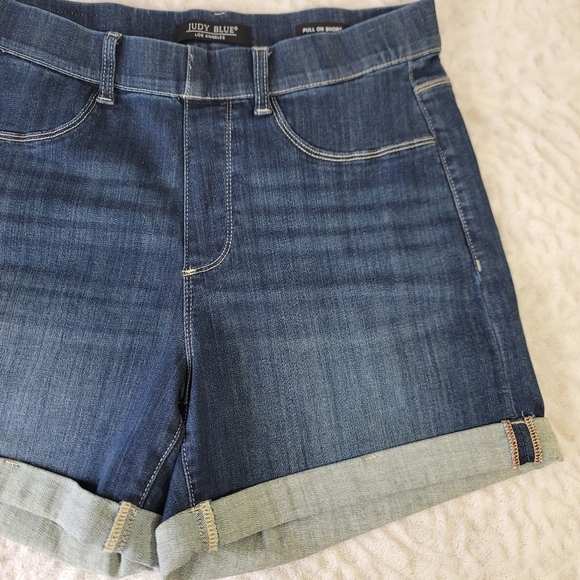 JUDY BLUE Pull-on Short Women's Size 1XL Dark Wash Denim - Picture 2 of 15